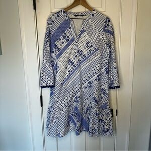 Duffield Lane Blue and White Geometric‎ Dress